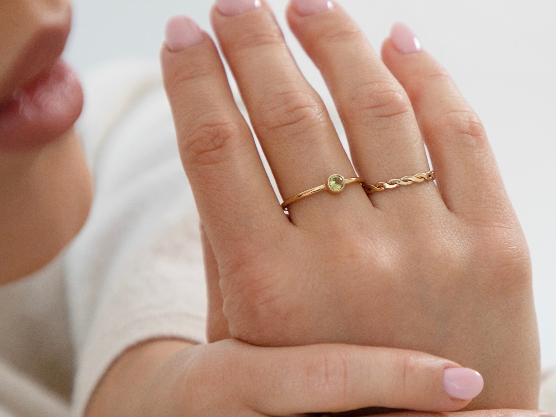 The Ultimate Guide to Stacking your Rings – Lunar James Styling Tips