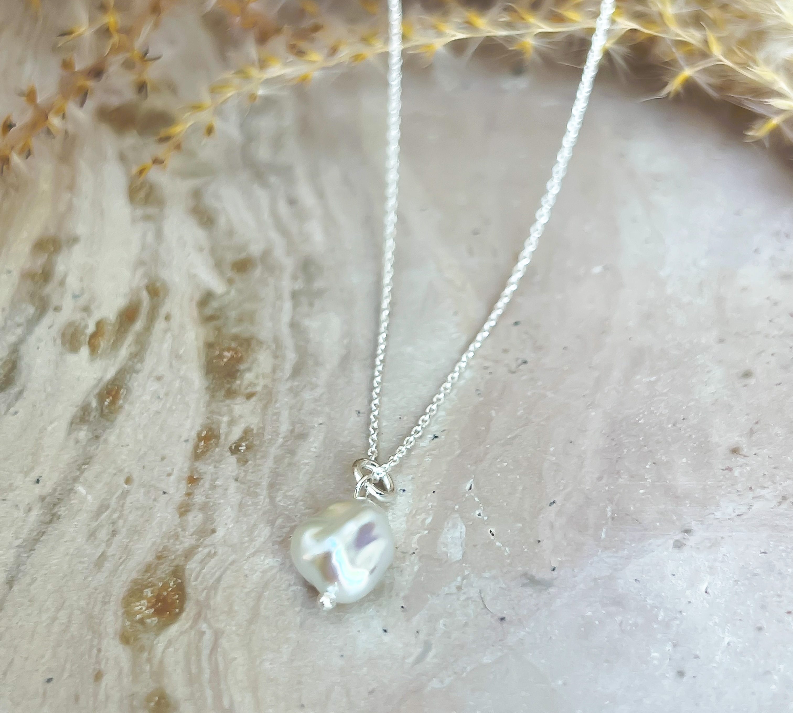 Mila - Ivory Freshwater Pearl Necklace