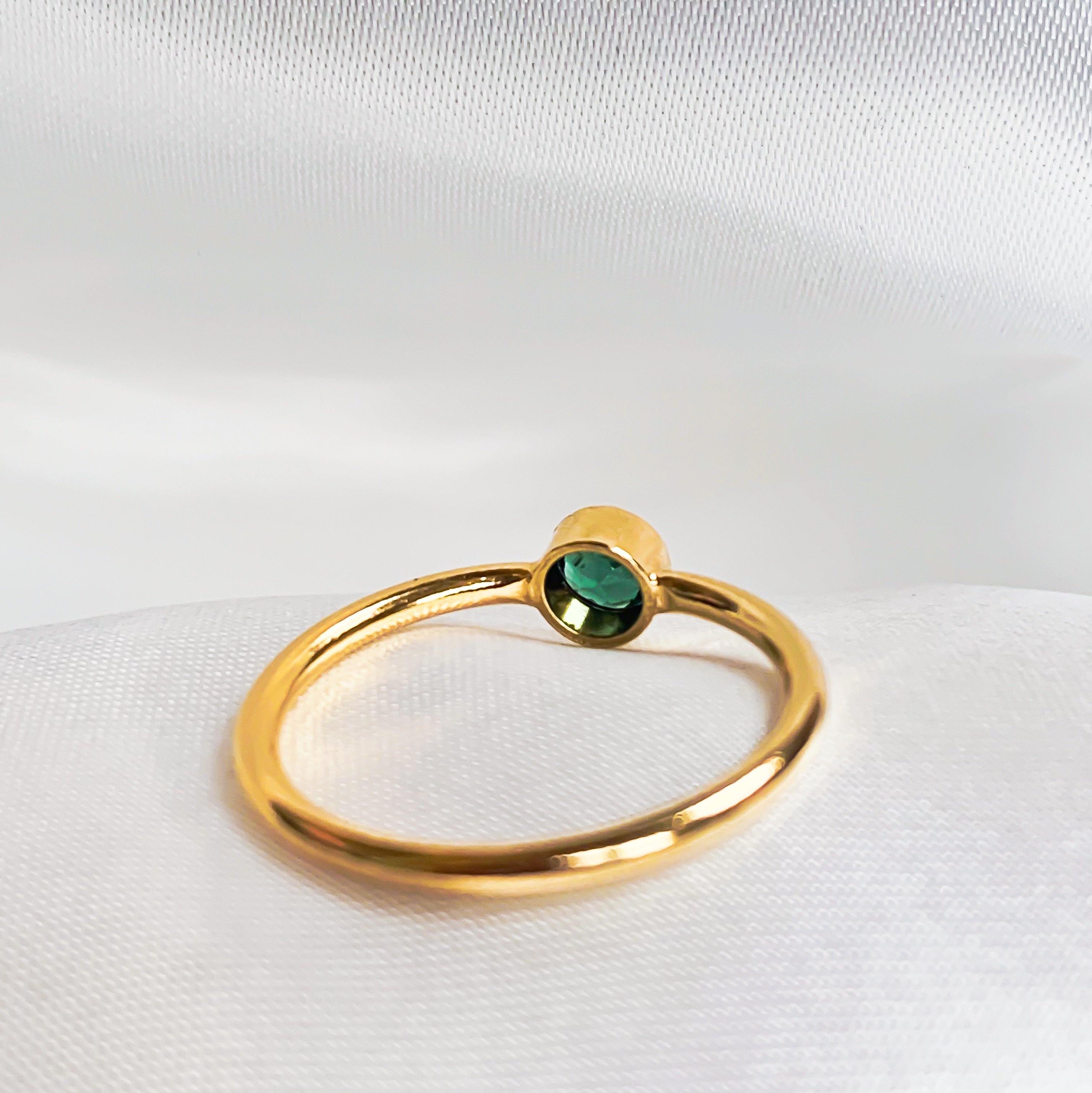 August Birthstone Ring - Peridot - Lunar James