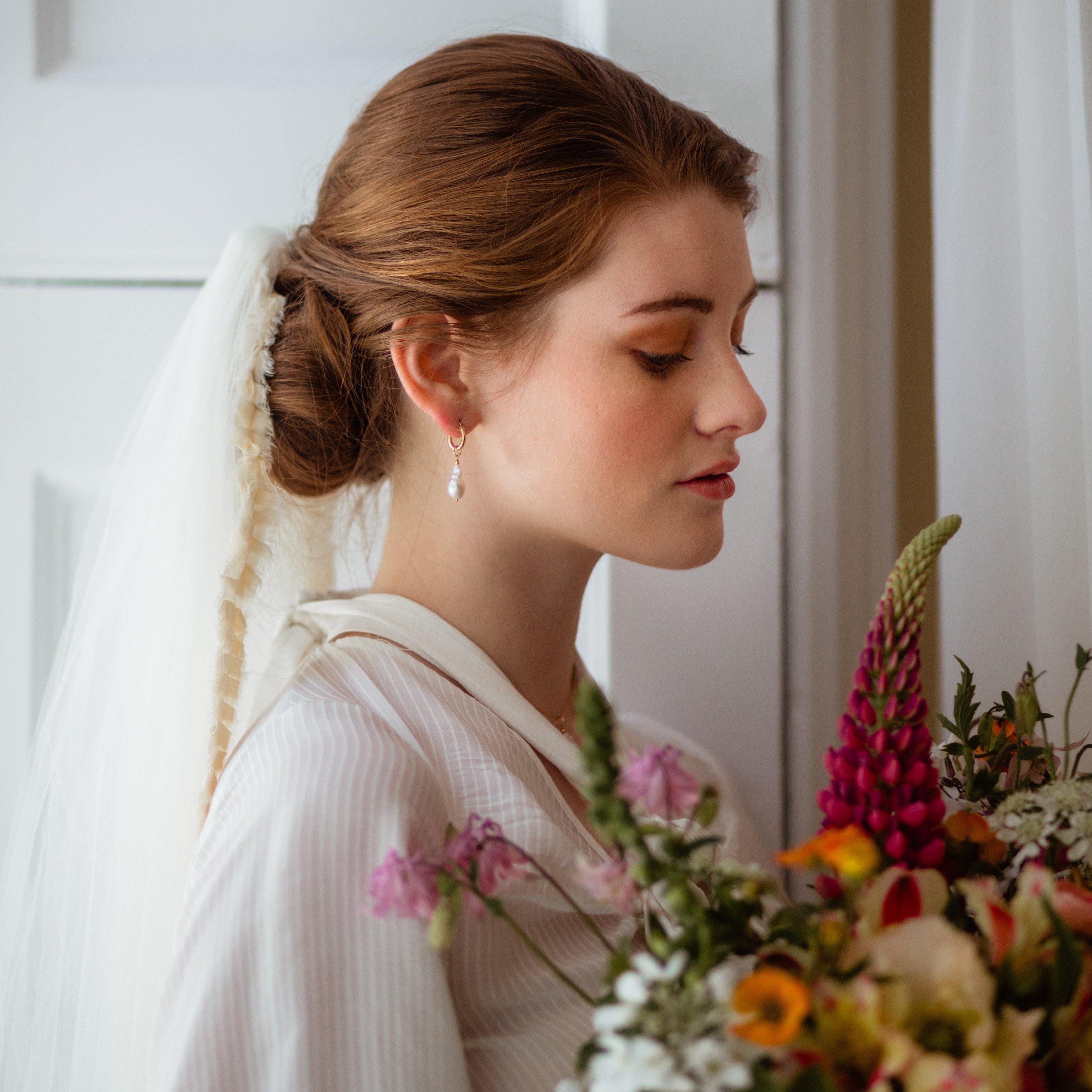 Combarro - Pearl Charm Hoop Earrings - Lunar James